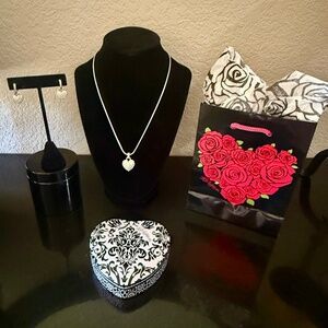 Brighton * Sacred heart set * Earrings and Necklace * Excellent condition
